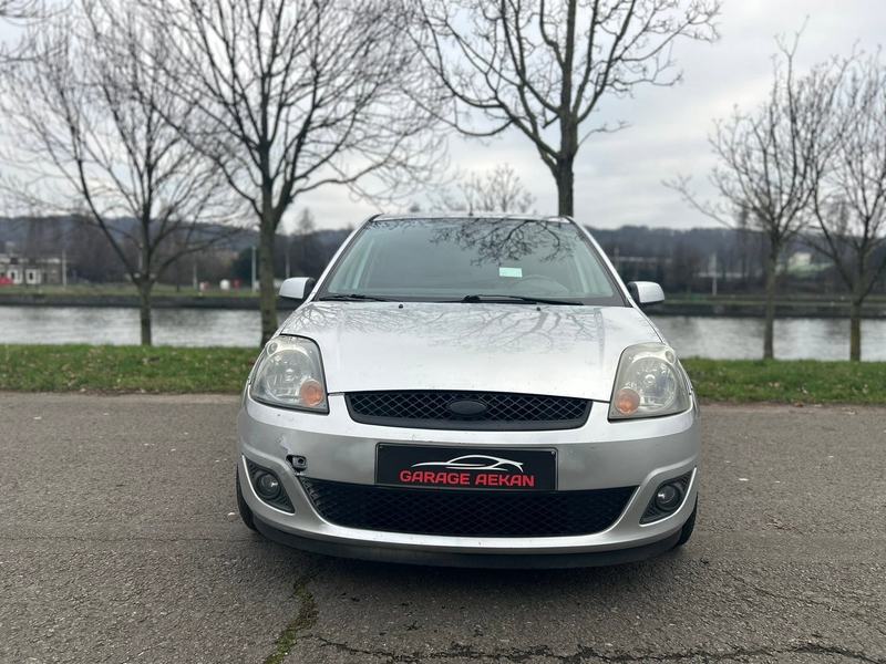 Ford Fiesta : photo 4