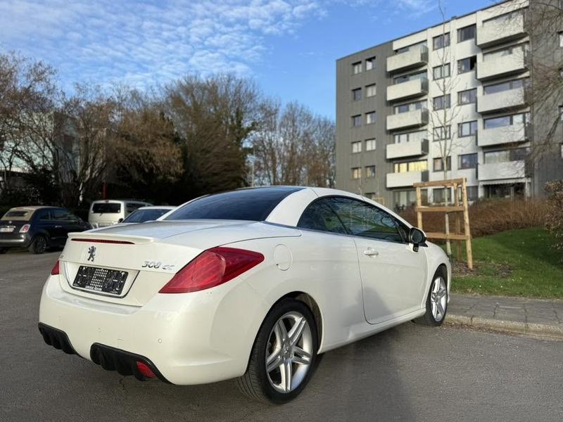 Peugeot 308 CC Coupé-cabriolet : photo 2